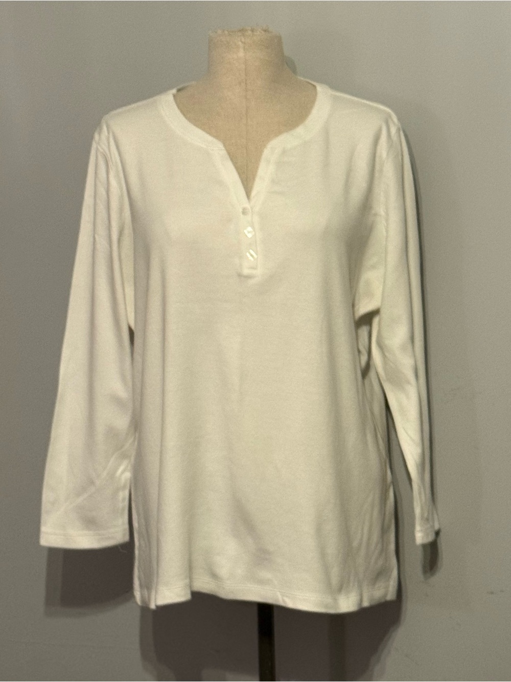 Kim Rogers White Long-Sleeve Crewneck Tee